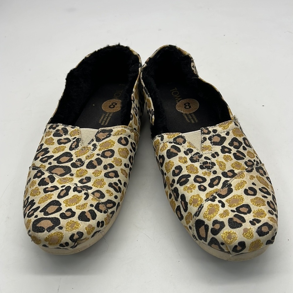 Tom's faux Fur Lined Flats with Gold Sparkle Cheetah Print size 8